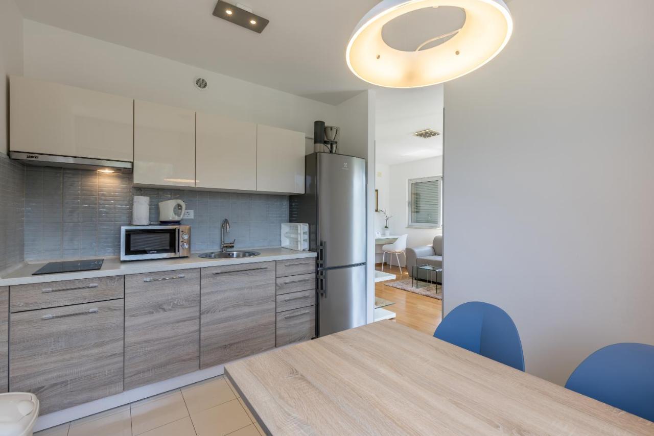 Madrugada Apartments Stari Grad  Dış mekan fotoğraf