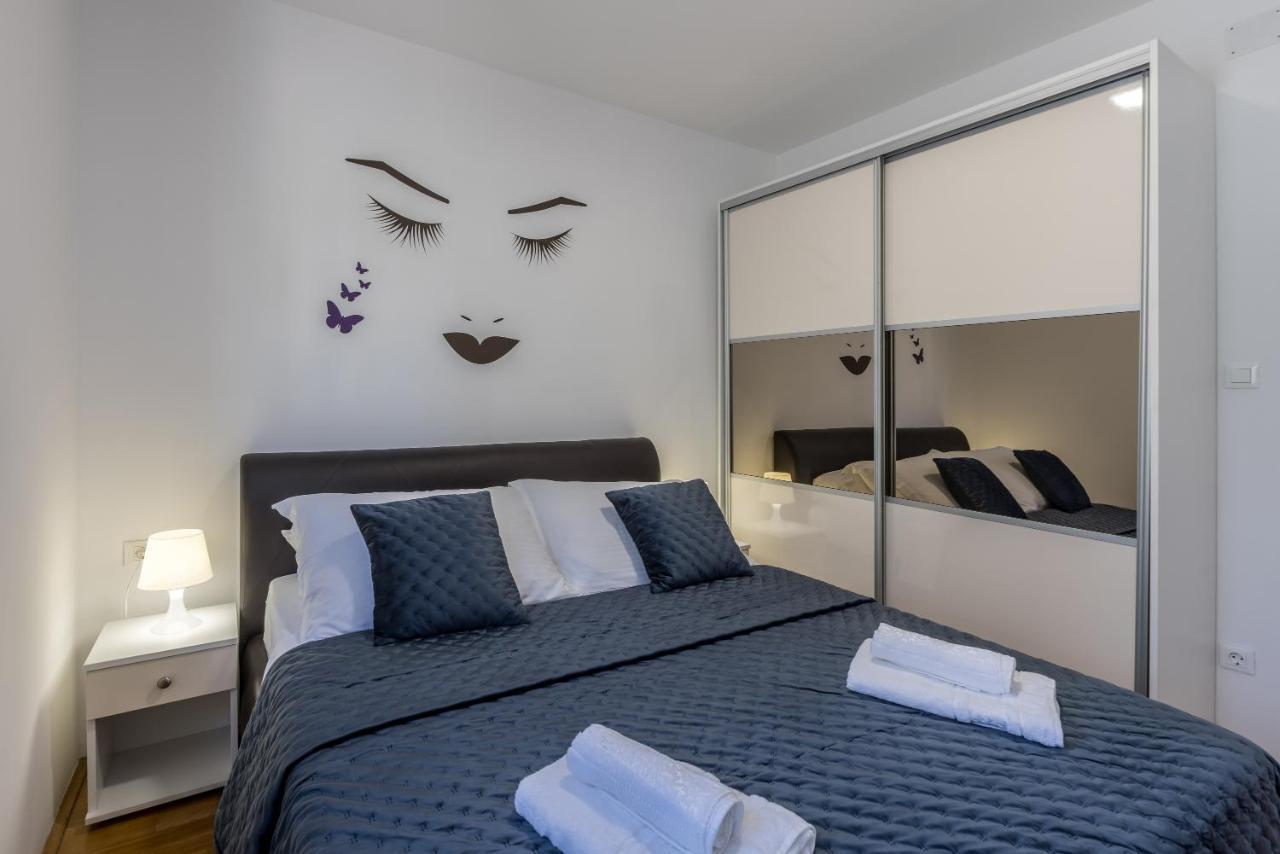 Madrugada Apartments Stari Grad  Dış mekan fotoğraf