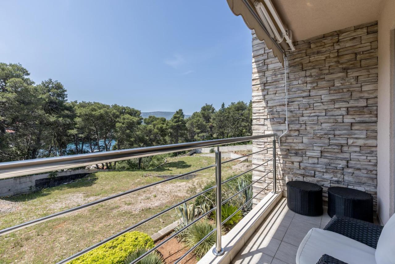 Madrugada Apartments Stari Grad  Dış mekan fotoğraf