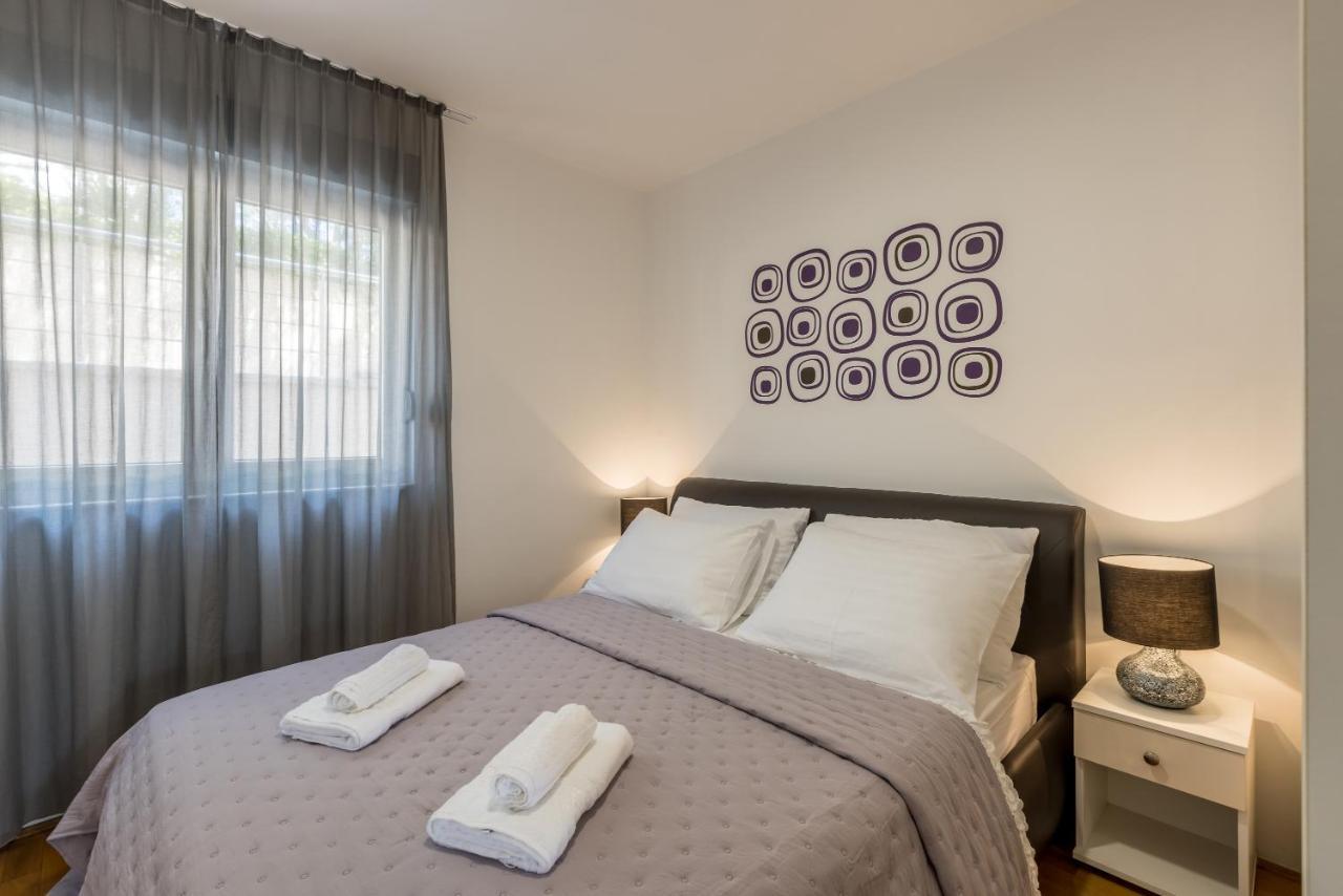 Madrugada Apartments Stari Grad  Dış mekan fotoğraf