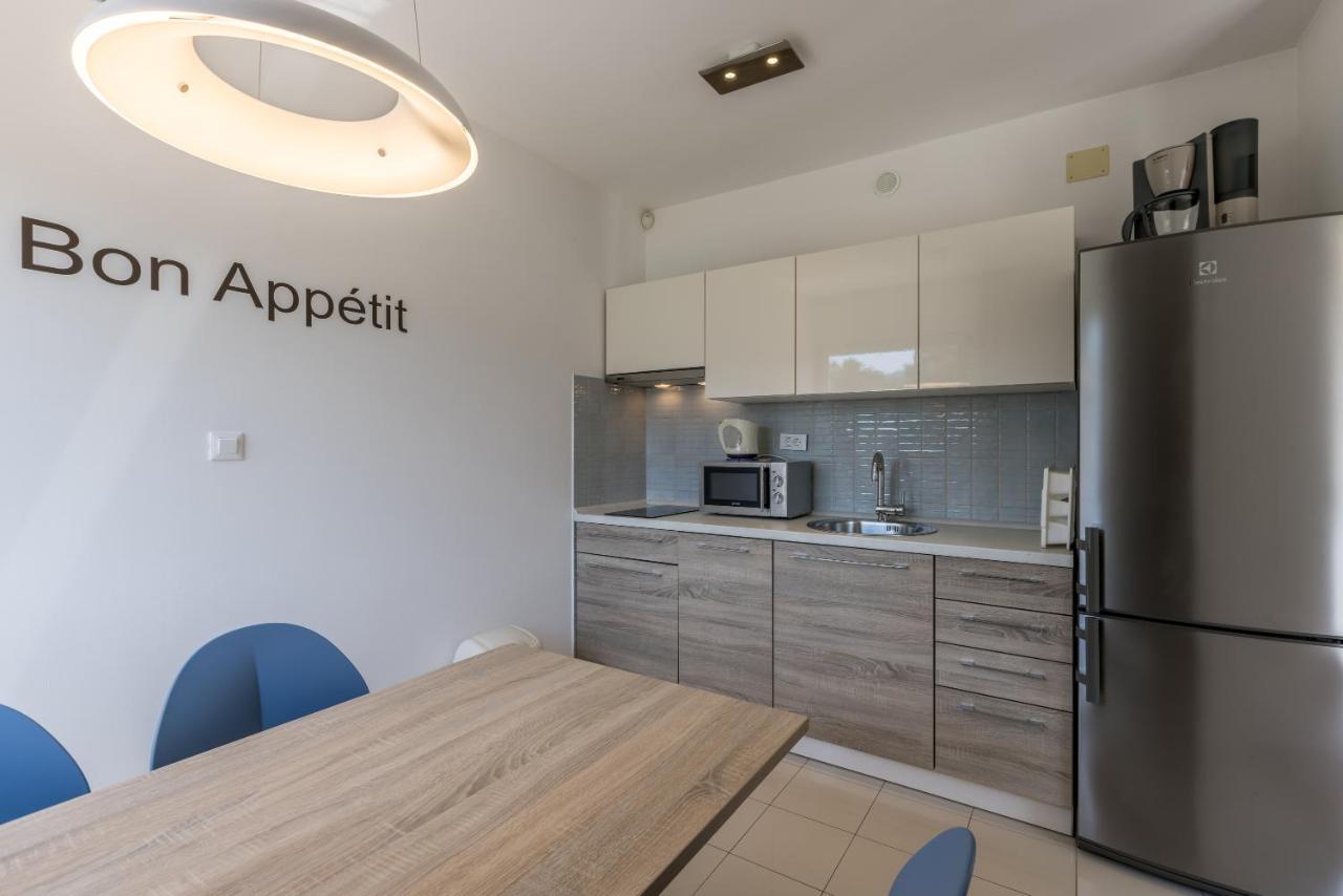 Madrugada Apartments Stari Grad  Dış mekan fotoğraf